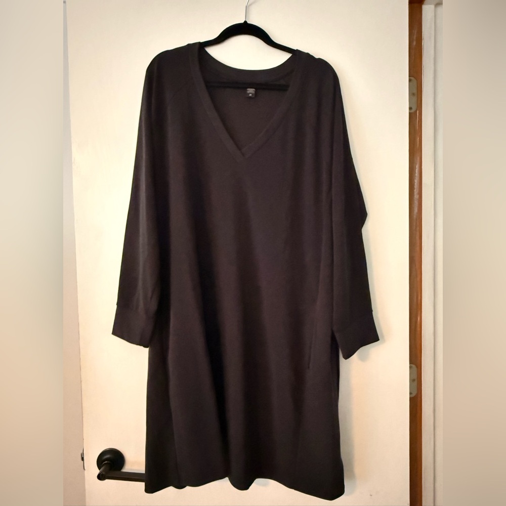 Athleta Black V-Neck Dress